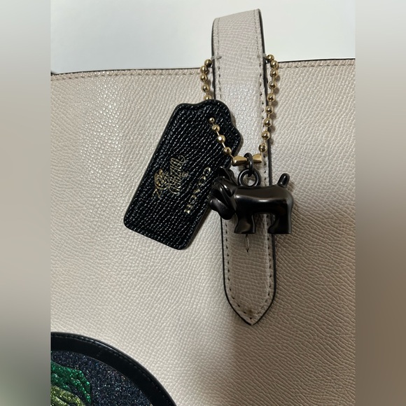 Wizard of Oz Coach Highline with motif tote *RARE* - Picture 7 of 16